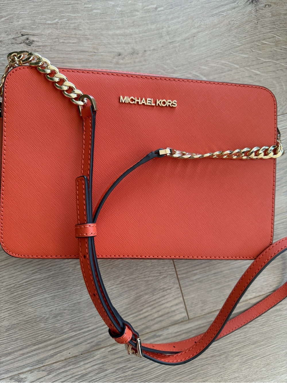 Michael Kors Genuine | Brand New| Saffiano Leather Cossbody bag | Coral Orange 🧡 - Picture 2 of 14